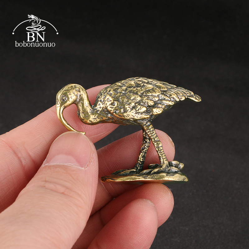 Vintage Collectible Ornaments - เครื่องประดับตกแต่งบ้านรูปนกกระเรียนโบราณทำจากทองเหลือง ของตกแต่งโต๊ะทำงาน ของตกแต่งบ้านตามหลักฮวงจุ้ย งานฝีมือ ของสะสม