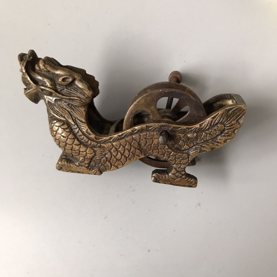 Collectible Vintage Tools - ของสะสมโบราณ รอกหมึกเรือมังกร ของตกแต่งทองเหลืองโบราณ เครื่องมืองานไม้จีนโบราณ ของสะสม งานฝีมือ