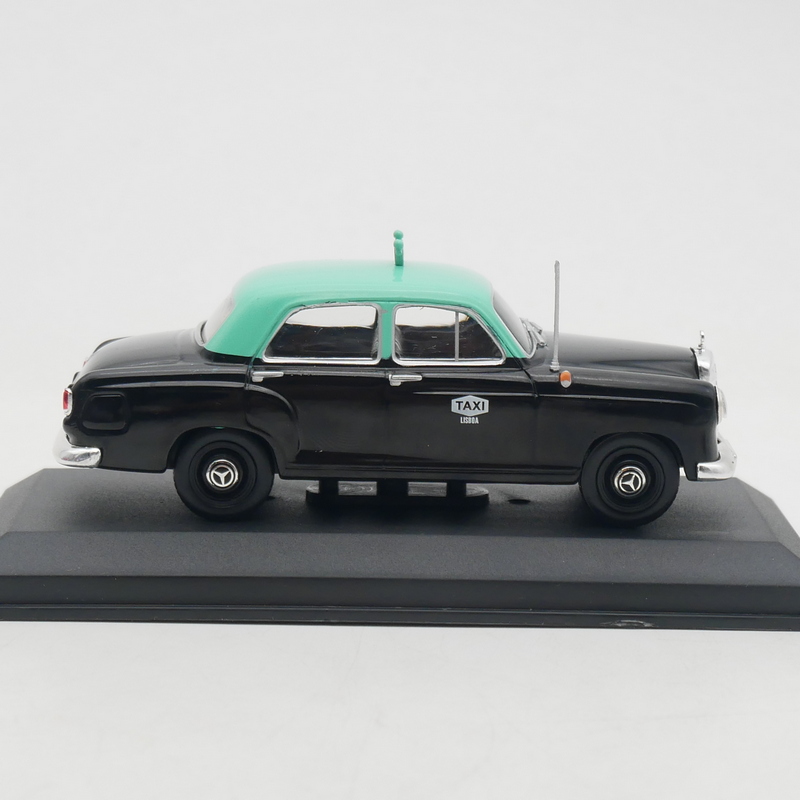 IXO 1:43 โมเดลรถเบนซ์ 180D ปี  - Vintage Collection บทวิจารณ์และราคา